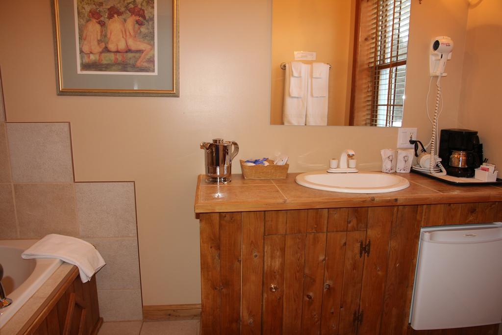B&B Les Deux Pignons Petit-Saguenay Exterior photo